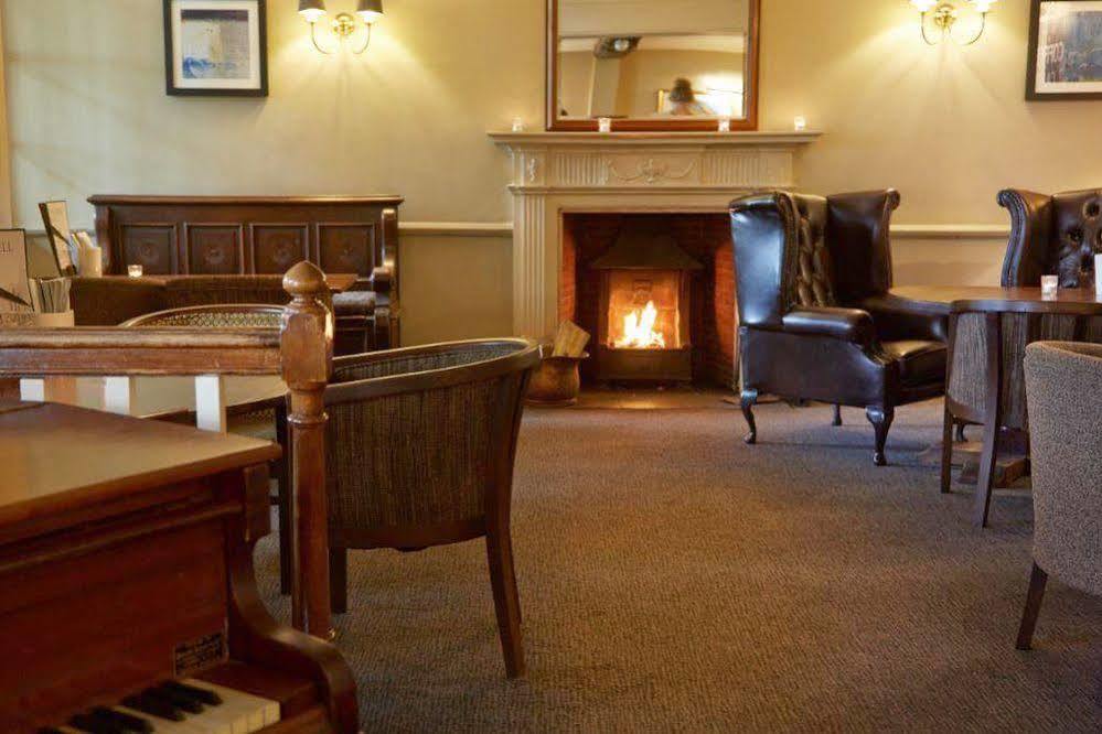Bell By Greene King Inns Тетфорд Экстерьер фото